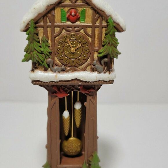 Hallmark Keepsake Christmas Ornament Santas Grandfather Clock 2014 Ornament Club - Picture 3 of 12